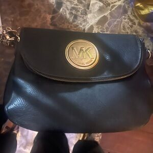 Great womens clutch/crossbody strap